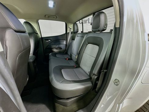 Used 2017 Chevrolet Colorado Z71 RWD image 29