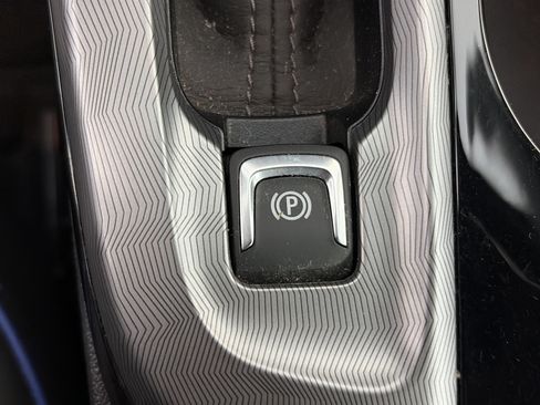 Used 2025 Buick Envista Sport Touring w/ Convenience I Package FWD image 30