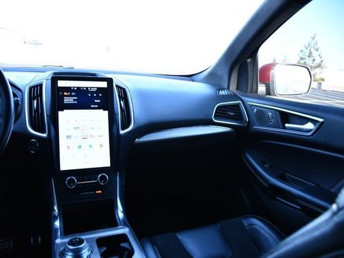 Used 2022 Ford Edge ST w/ Equipment Group 401A image 17