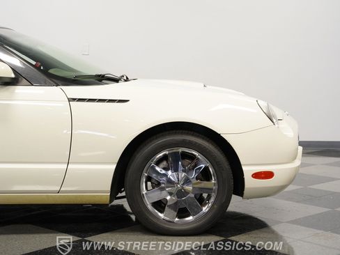 Used 2002 Ford Thunderbird image 30