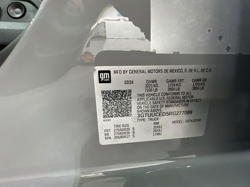 Used 2024 GMC Sierra 1500 Elevation w/ X31 Off-Road Package image 34