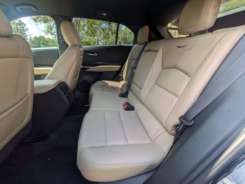 Used 2025 Cadillac XT4 Premium Luxury FWD image 13