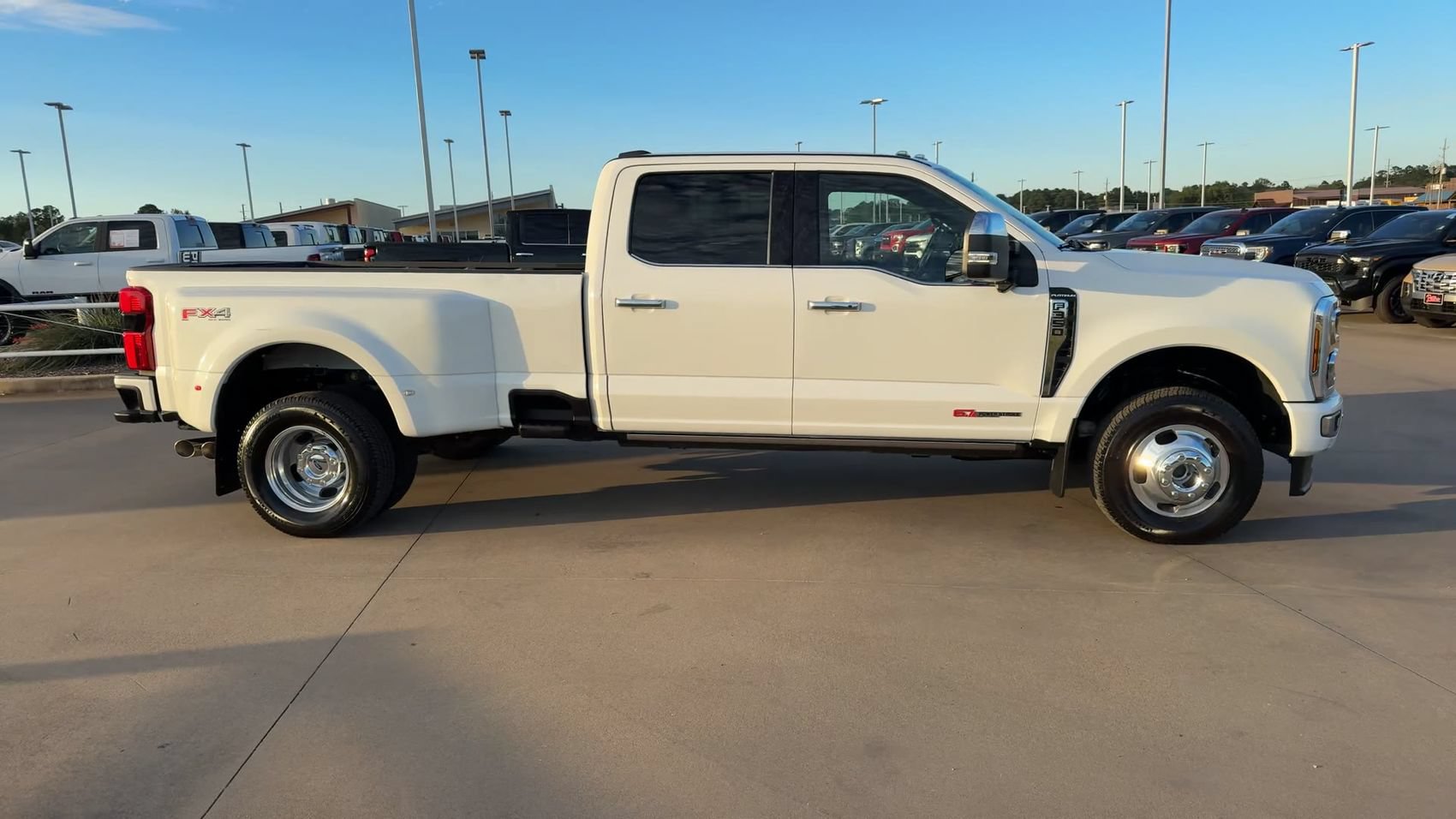 Used 2024 Ford F350 Platinum w/ FX4 Off-Road Package AWD/4WD image 2