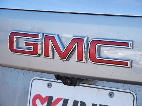 New 2026 GMC Yukon XL Elevation AWD/4WD image 11