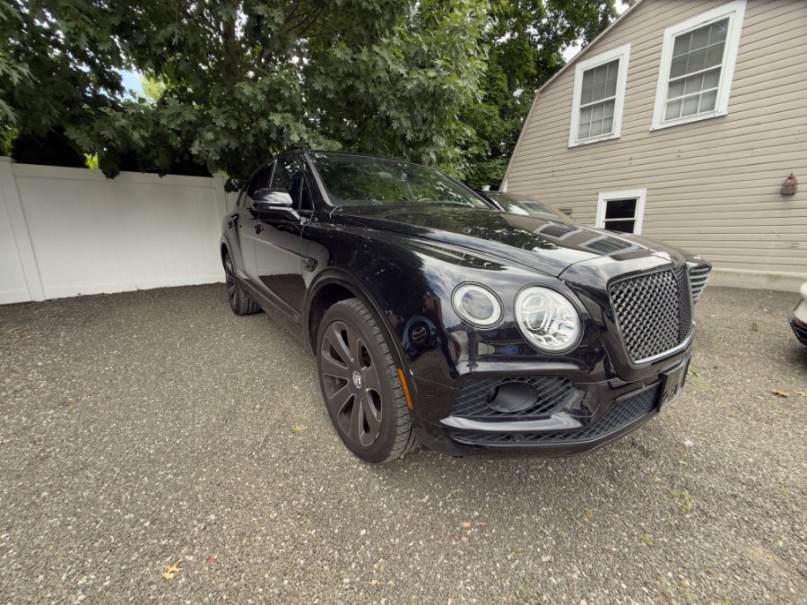 Used 2020 Bentley Bentayga AWD/4WD image 1