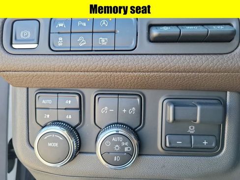 Used 2023 GMC Yukon Denali w/ Max Trailering Package image 18