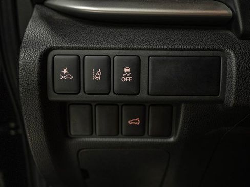 Used 2024 Mitsubishi Eclipse Cross SE image 32