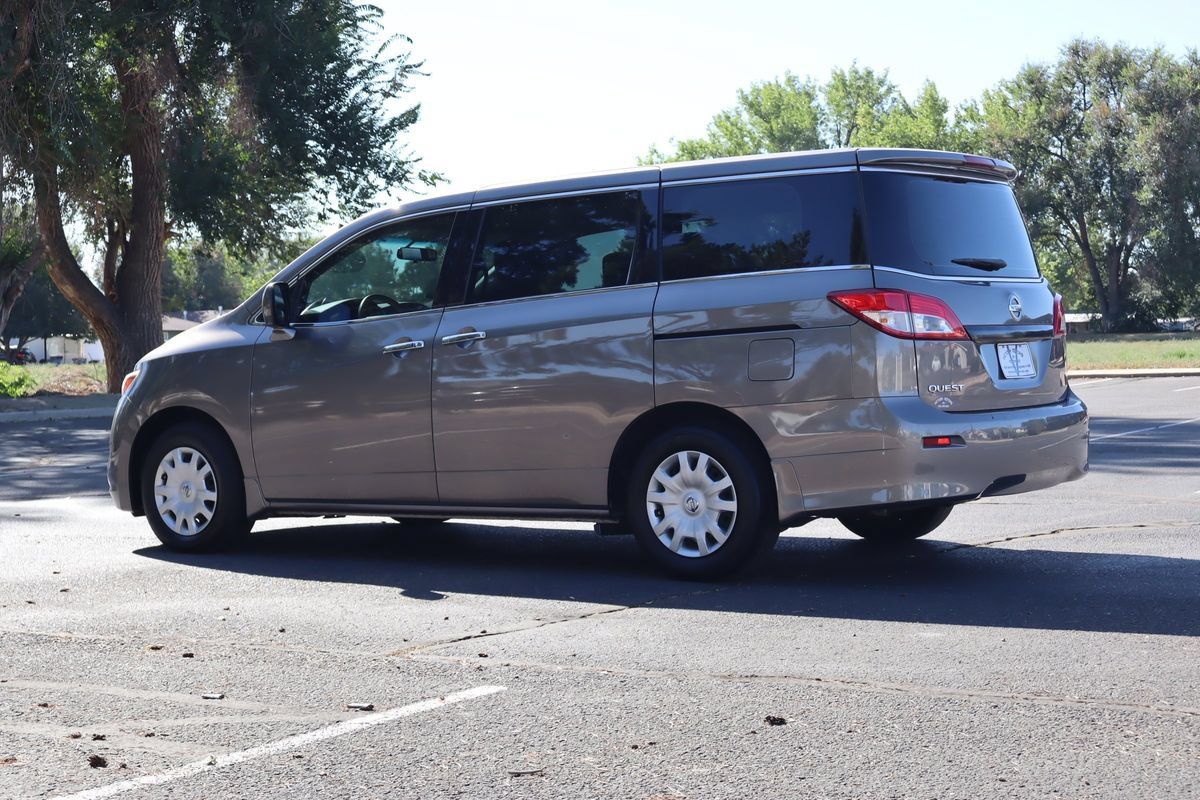 Used 2014 Nissan Quest S FWD image 7