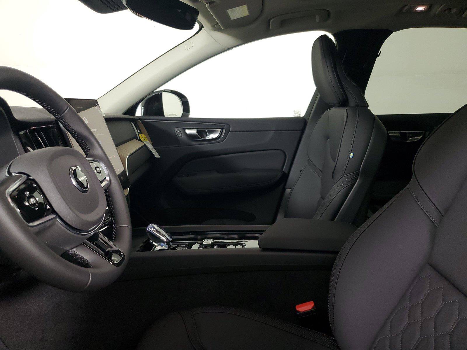 New 2027 Volvo XC60 B5 Core AWD/4WD image 22