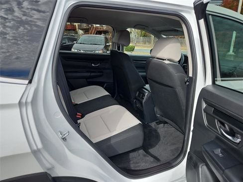 Used 2025 Honda CR-V LX image 32