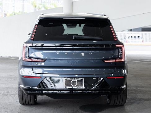 New 2025 Volvo EX90 Ultra image 4
