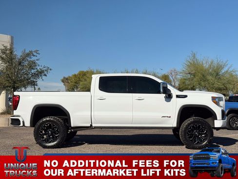 Used 2021 GMC Sierra 1500 AT4 w/ Technology Package image 4
