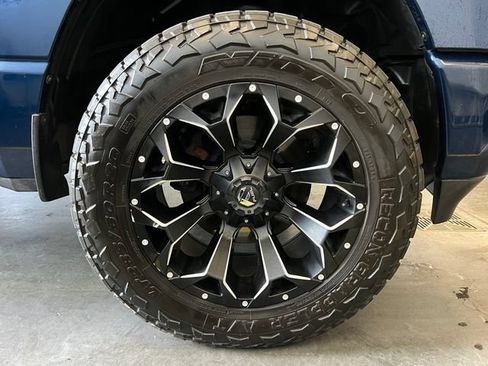 Used 2019 RAM 1500 Big Horn RWD image 12