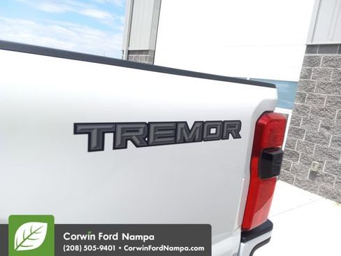 New 2025 Ford F350 Platinum w/ Tremor Off-Road Package image 34