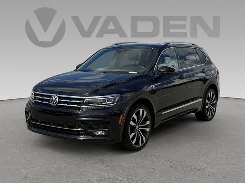 Used 2020 Volkswagen Tiguan SEL Premium R-Line w/ 3rd Row Seat Package image 27