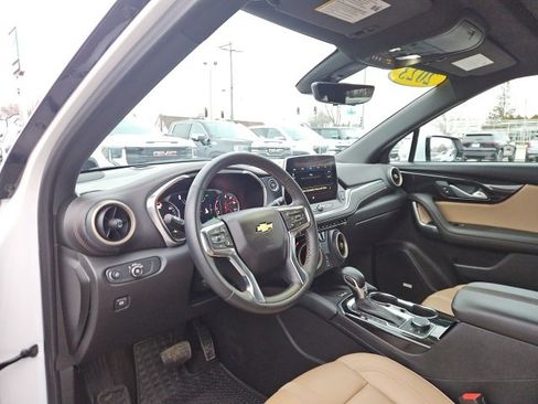 Used 2023 Chevrolet Blazer Premier image 34