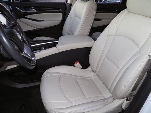 Certified 2023 Buick Enclave Essence image 27