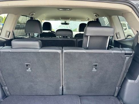 Certified 2023 Volkswagen Atlas SE AWD/4WD image 18
