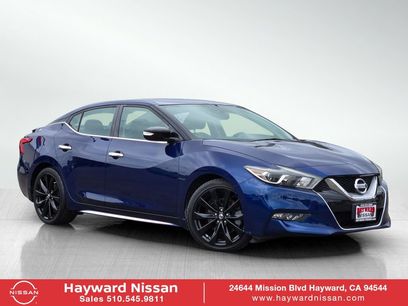 Used 2017 Nissan Maxima SR w/ Midnight Edition