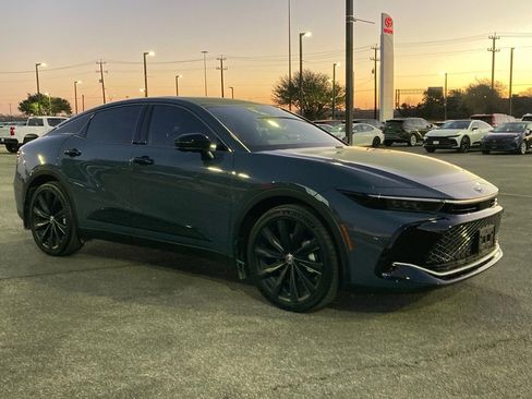 Certified 2026 Toyota Crown Limited image 3