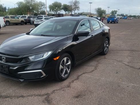 Used 2019 Honda Civic LX image 4