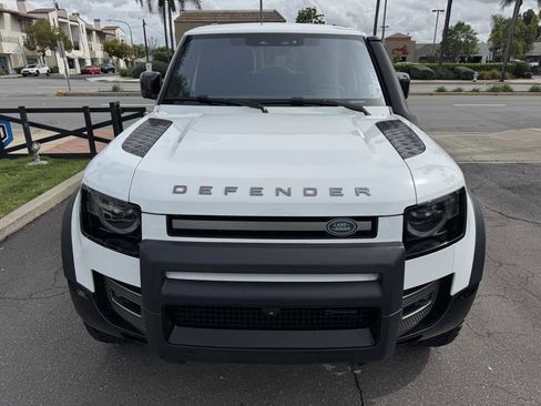 Used 2022 Land Rover Defender 90 X-Dynamic SE image 11