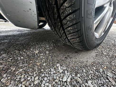 Used 2013 INFINITI JX35 AWD w/ Premium Pkg image 17