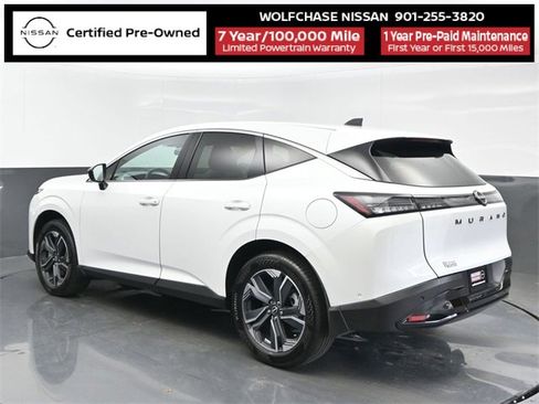 Certified 2025 Nissan Murano SV image 3