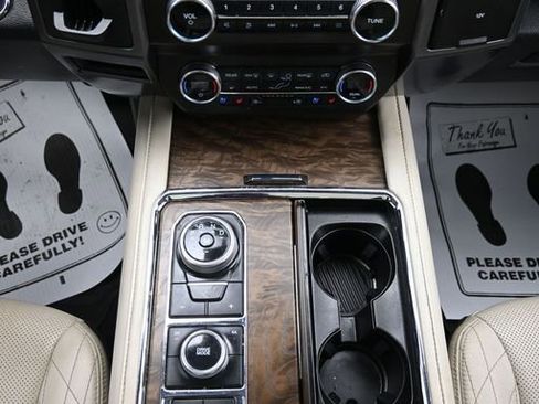 Used 2020 Ford Expedition Platinum AWD/4WD image 22