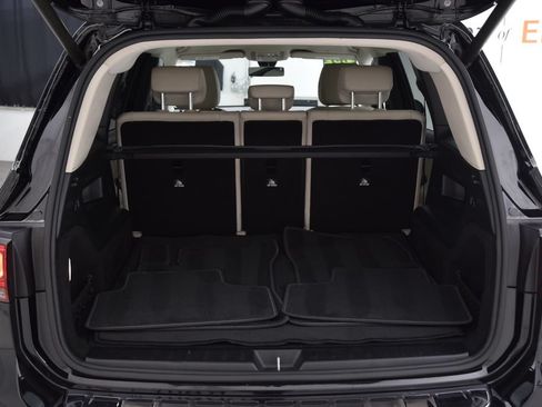 Used 2022 Mercedes-Benz GLB 250 image 29
