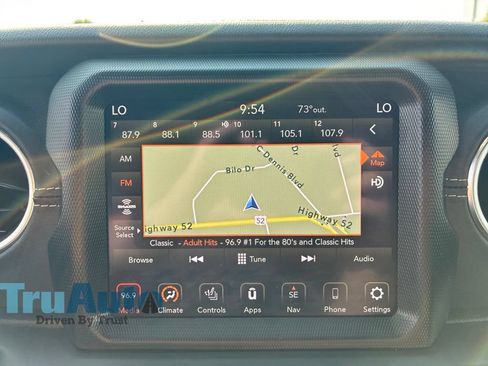 Used 2023 Jeep Wrangler Unlimited Sahara w/ Cold Weather Group AWD/4WD image 32