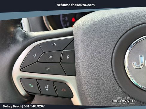 Used 2020 Jeep Grand Cherokee Limited AWD/4WD image 27