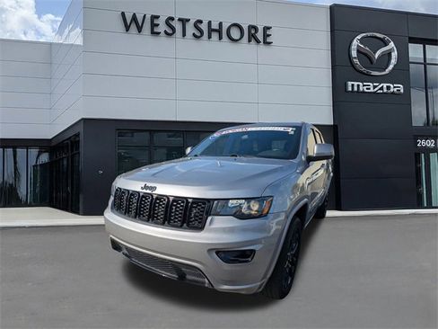 Used 2021 Jeep Grand Cherokee Laredo X image 6