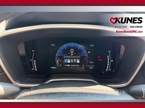 Used 2023 Toyota Corolla Cross XLE w/ Convenience Package AWD/4WD image 14
