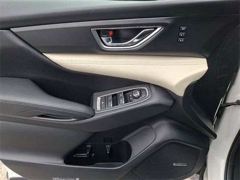 Used 2022 Subaru Ascent Limited w/ Technology Package image 13