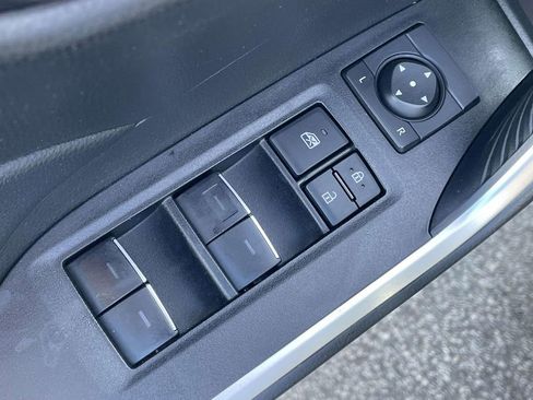 Used 2025 Toyota RAV4 XLE image 14