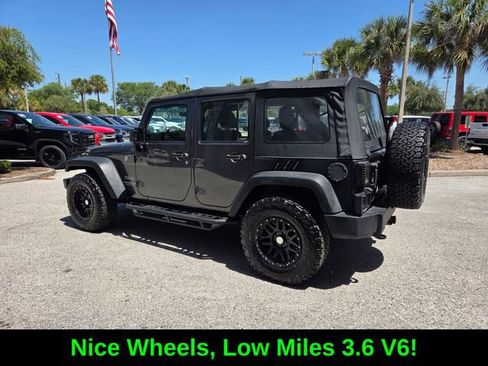 Used 2017 Jeep Wrangler Unlimited Sport AWD/4WD image 11