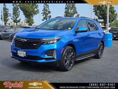 Certified 2024 Chevrolet Equinox RS FWD image 1