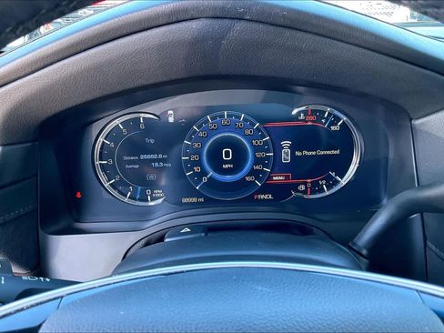 Used 2019 Cadillac Escalade ESV Premium Luxury image 20