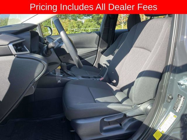 Used 2025 Toyota Corolla LE FWD image 20