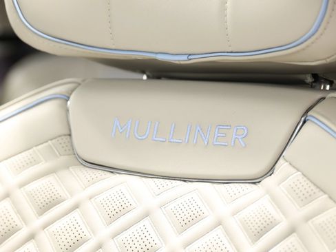 Used 2022 Bentley Flying Spur V8 AWD/4WD image 25