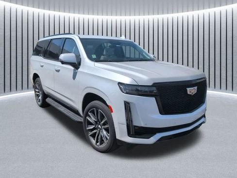 Certified 2023 Cadillac Escalade Sport Platinum AWD/4WD image 3
