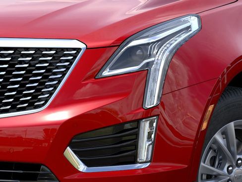 New 2025 Cadillac XT5 Luxury FWD image 10