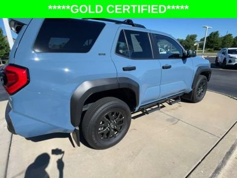 Certified 2025 Toyota 4Runner SR5 AWD/4WD image 2
