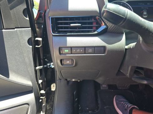 Certified 2024 Nissan Sentra SV w/ Trunk Package FWD image 12