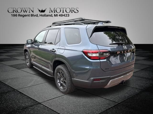 New 2026 Honda Pilot TrailSport image 7