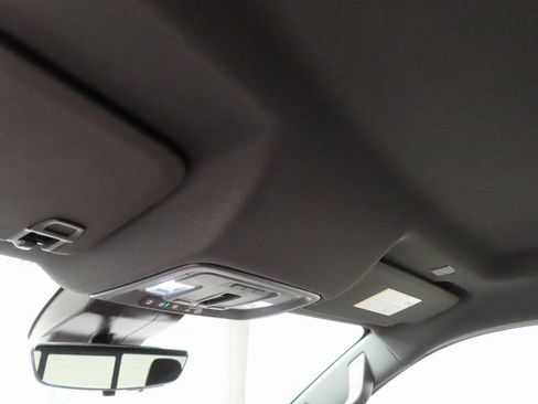 Used 2024 GMC Sierra 1500 AT4 w/ Technology Package image 29