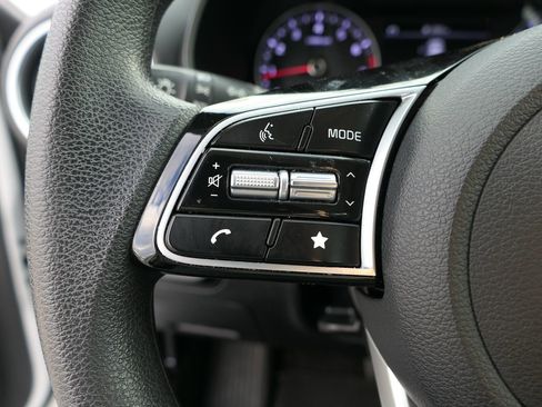 Used 2023 Kia Forte LXS image 15