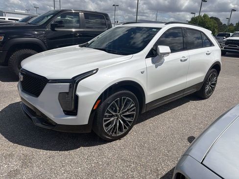 Used 2024 Cadillac XT4 Sport image 1