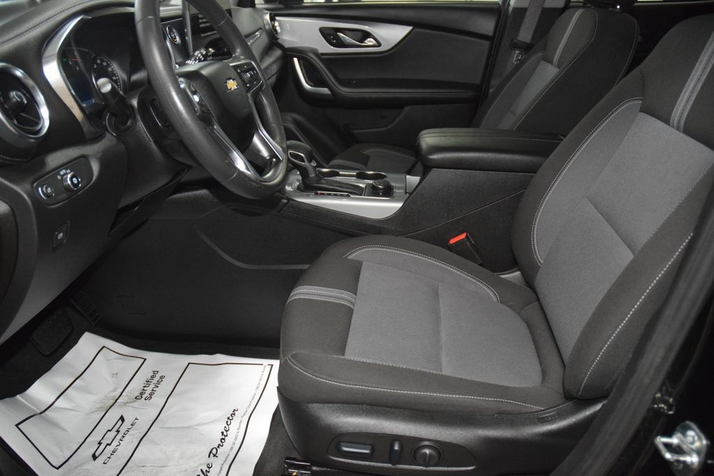 Used 2024 Chevrolet Blazer LT w/ Convenience Package FWD image 41